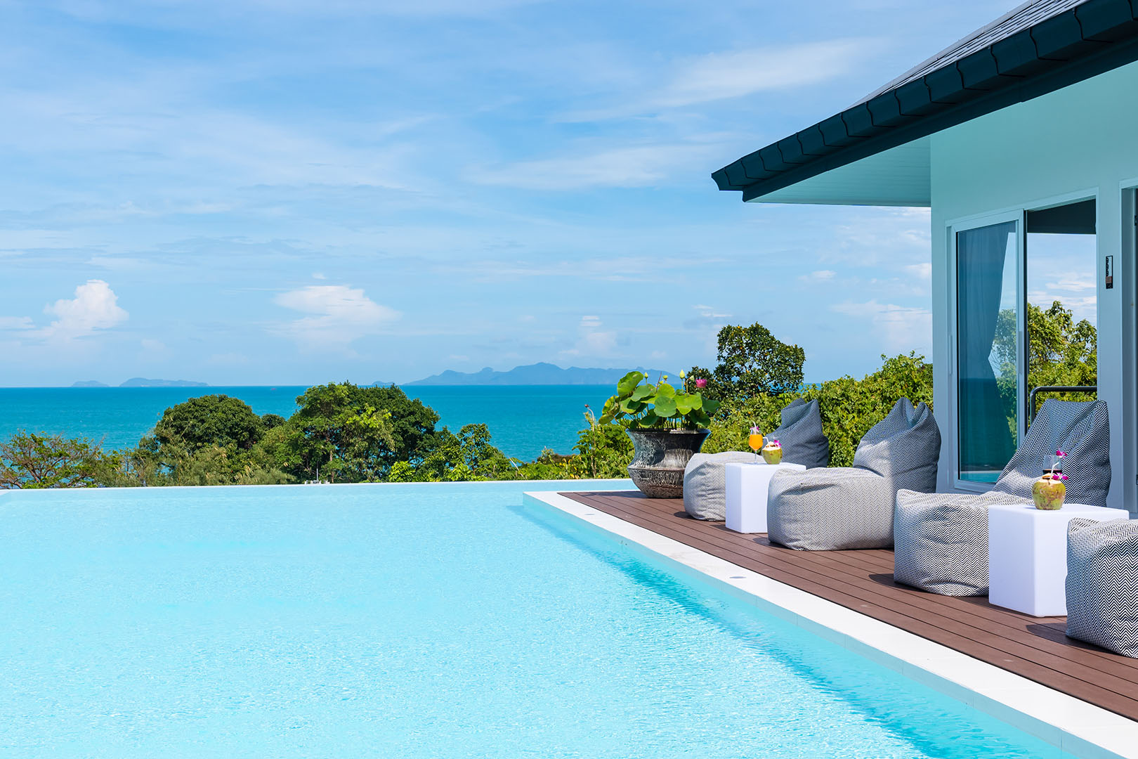 Substantial 9 Bedroom Seaview Pool Villa in Bang Makham for sale