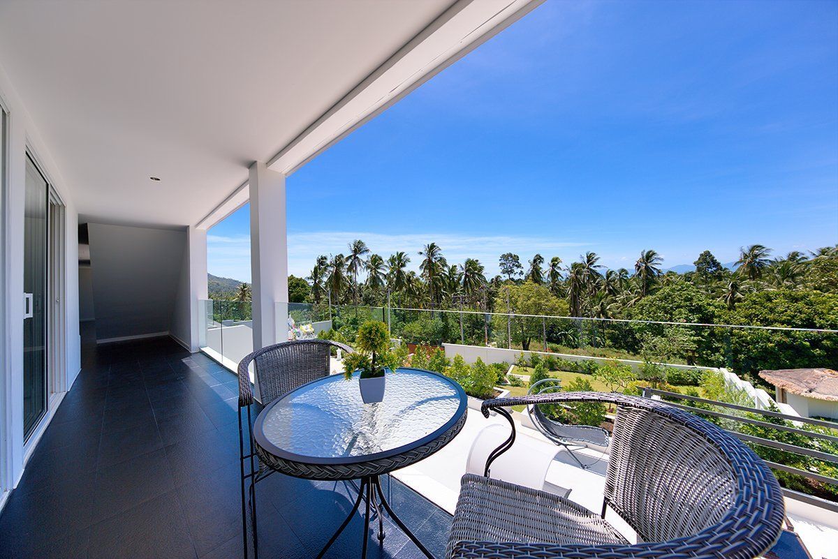 (SOLD) Villa White Lotus - Luxury 7 bedroom Seaview Villa in Maenam for sale
