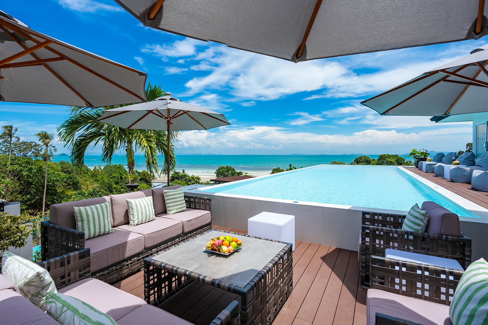 Substantial 9 Bedroom Seaview Pool Villa in Bang Makham for sale