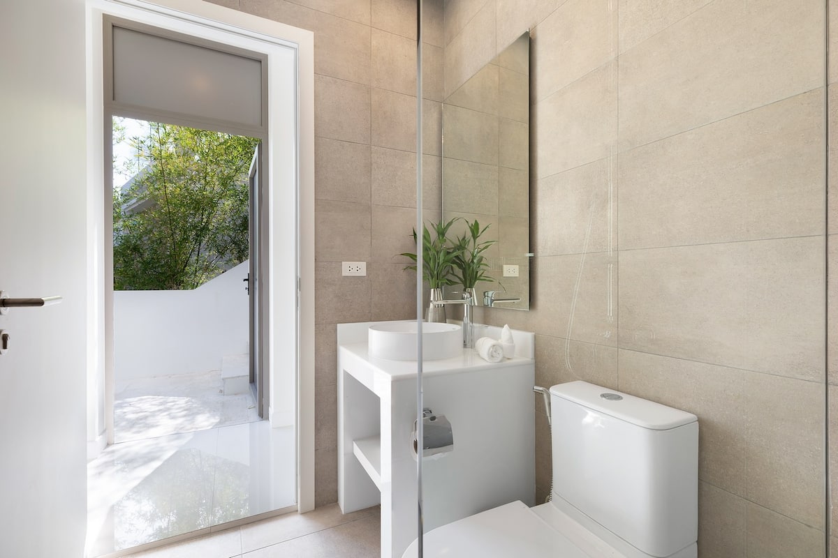 Trendy 4 Bedroom Seaview Pool Villa in Choeng Mon for sale