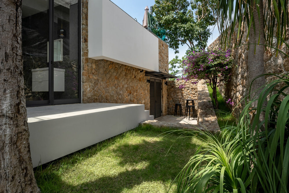 Modern 4 Bedroom Seaview Pool Villa in Plai Laem for sale