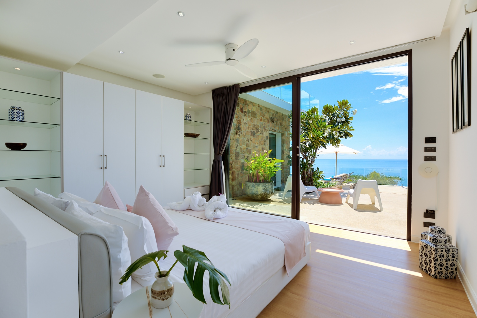 Villa Turquoise – Luxury 4 Bedroom Seaview Villa in North Chaweng for sale