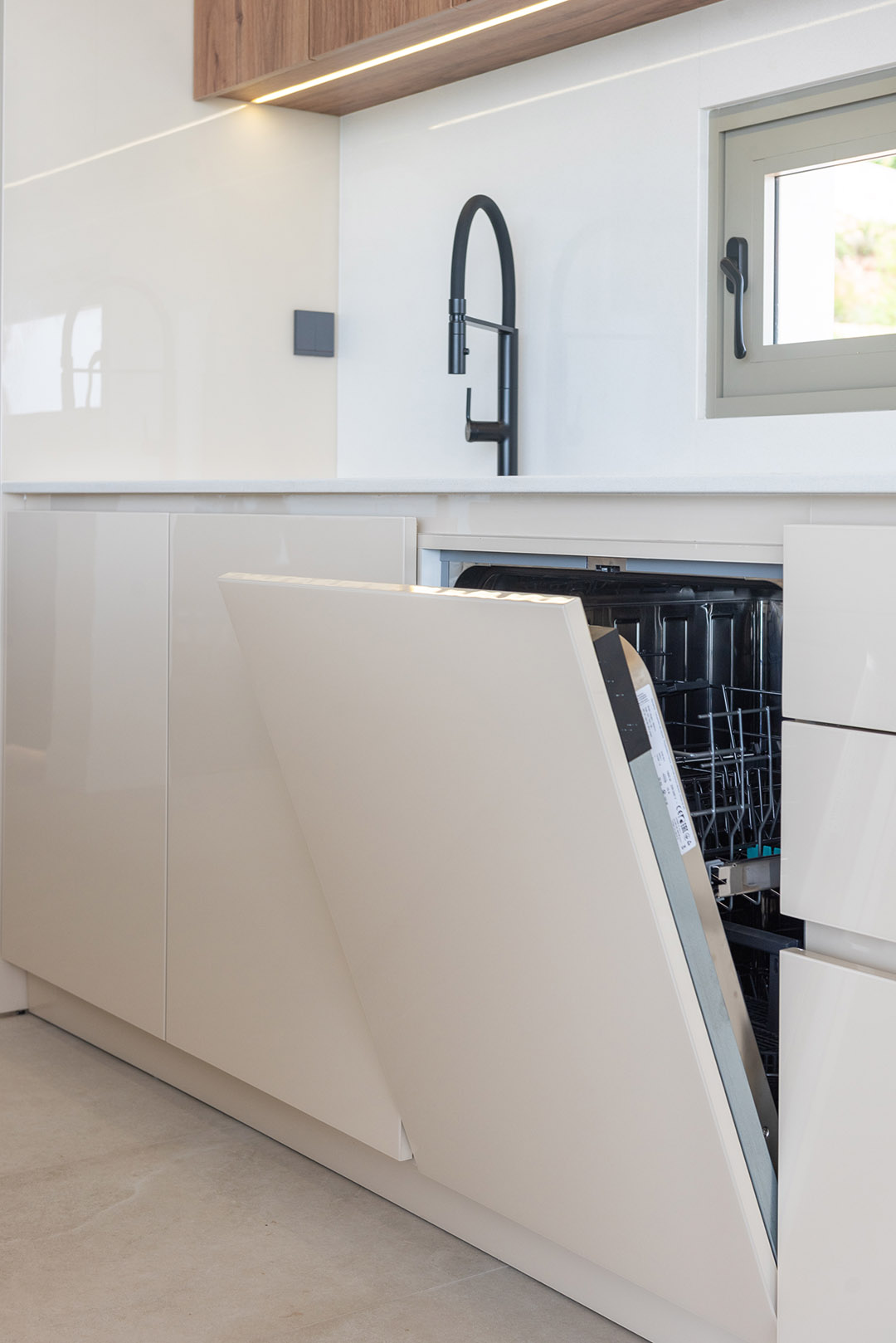 Beso Grande in Jewels Samui – Premier 4 to 5 Bedroom Seaview Pool Villa in Bangpor for sale: Beso Grande in Jewels Samui – Premier 4 to 5 Bedroom Seaview Pool Villa in Bangpor for sale