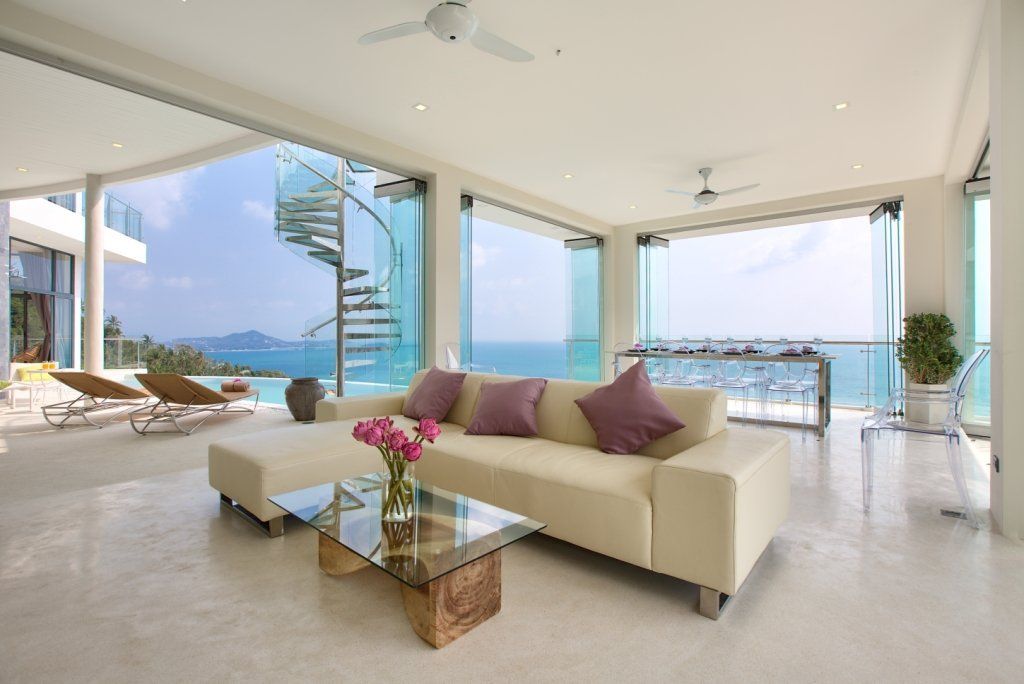 Modern “Seawadee” villa – grace and luxury on heavenly Koh Samui