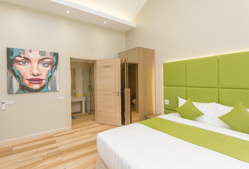 Villa Limoncello – Beachside 3 Bedroom Pool Villa in Ban Tai for sale