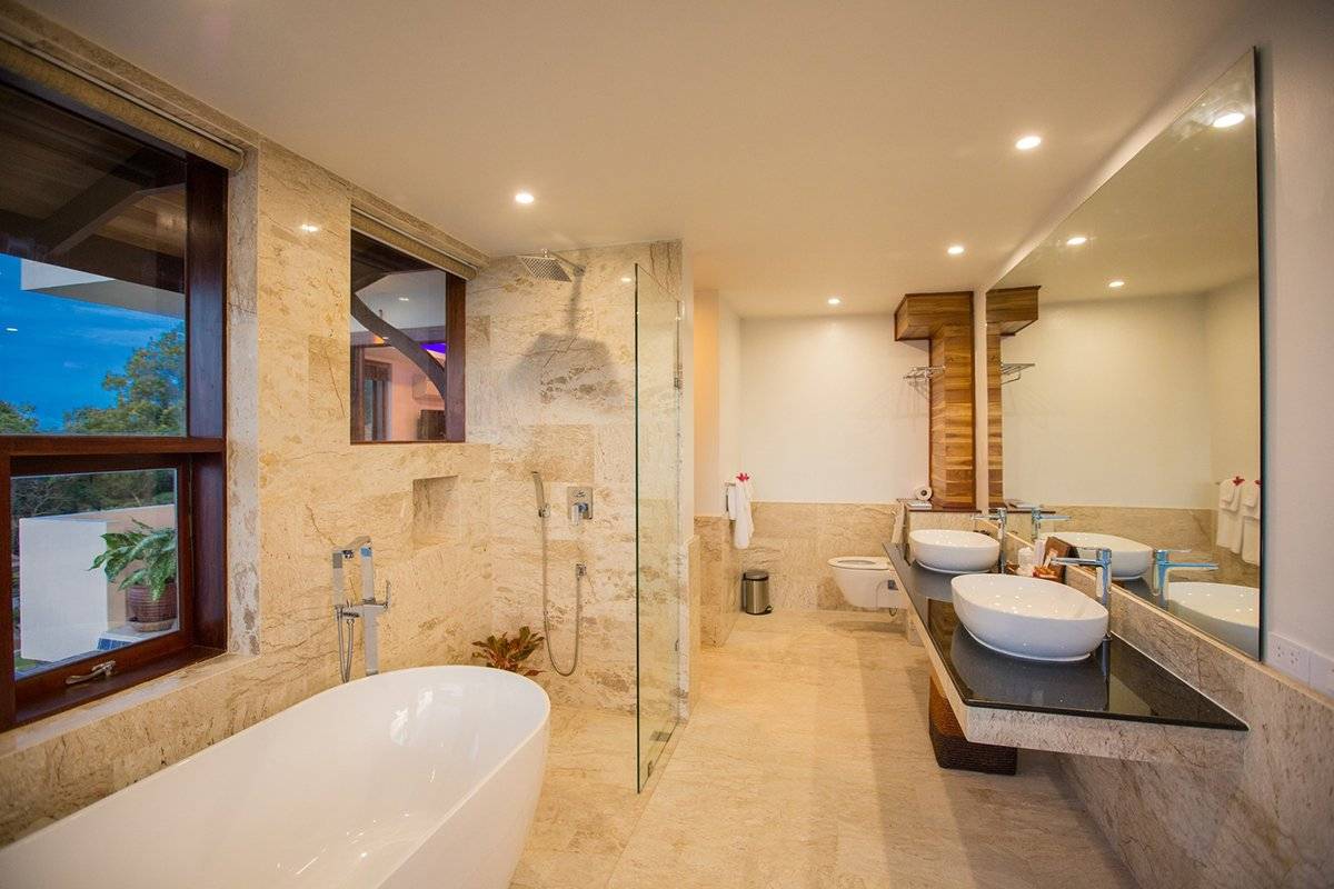 Sandalwood Luxury Villas hotel investment with guarantee return options 