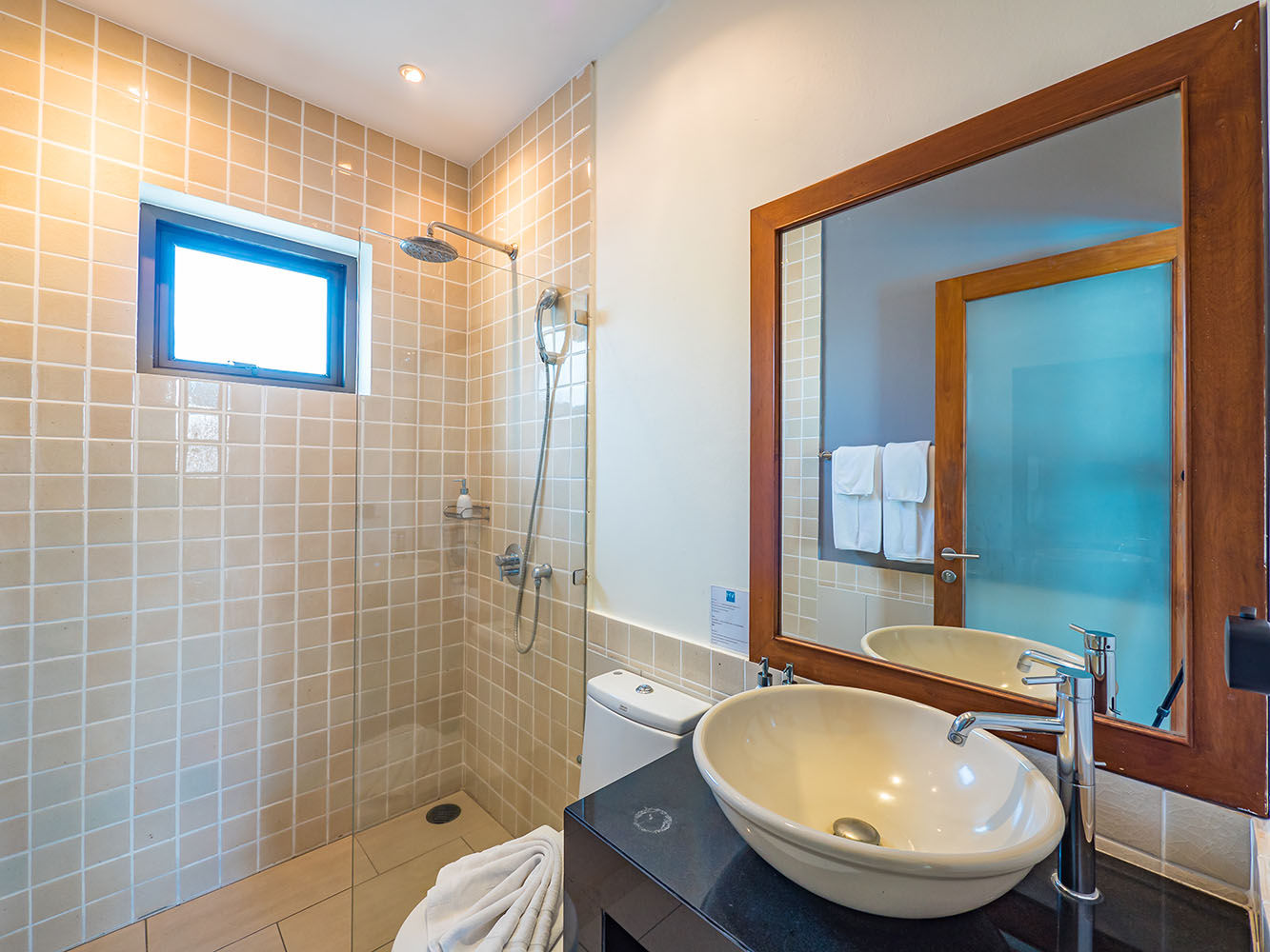 Villa Horizon 20 - Tropical 2 Bedroom Partial Seaview Pool Villa in Choengmon for sale