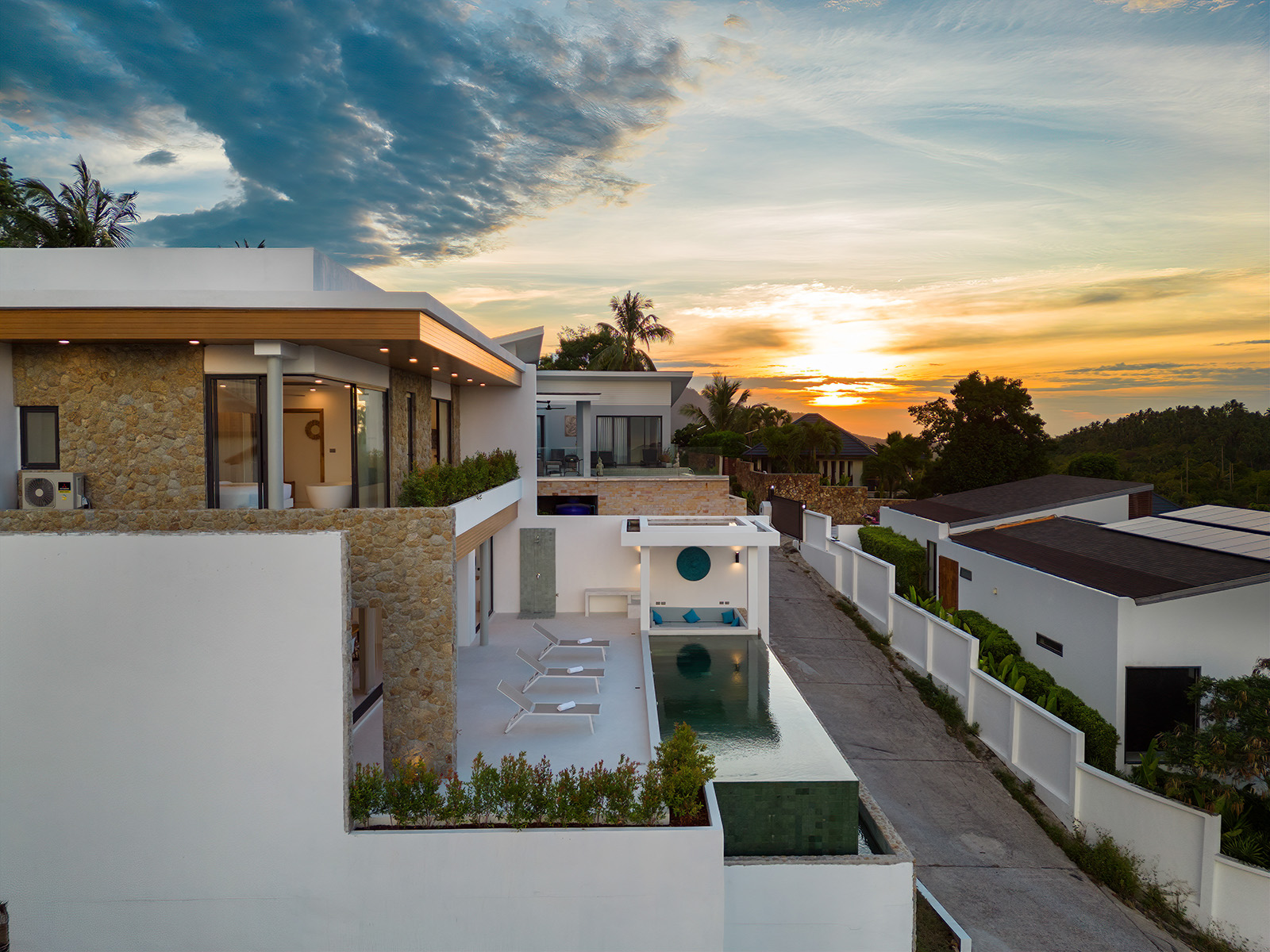 (SOLD) Enchanting 3 Bedroom Seaview Pool Villa in Bophut for sale