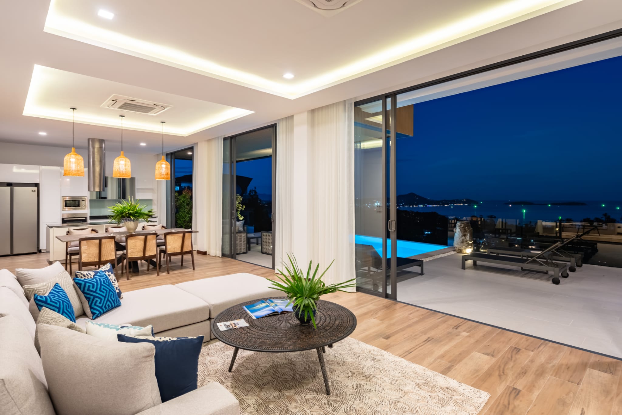 Verano Residence - Quality 3 Bedroom Seaview Pool Villa in Chaweng Noi for Sale