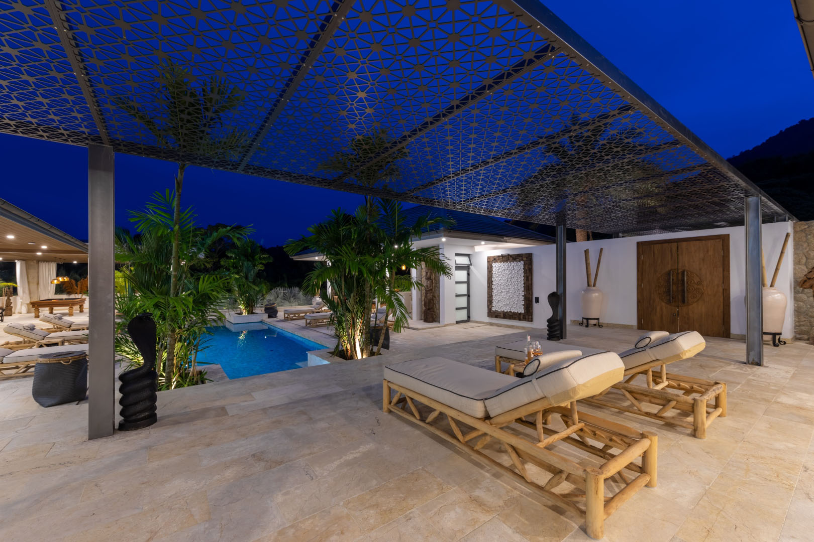 Villa Riverside – Luxury 5 Bedroom Balinese Tropical Retreat in Maenam for sale: Villa Riverside – Luxury 5 Bedroom Balinese Tropical Retreat in Maenam for sale