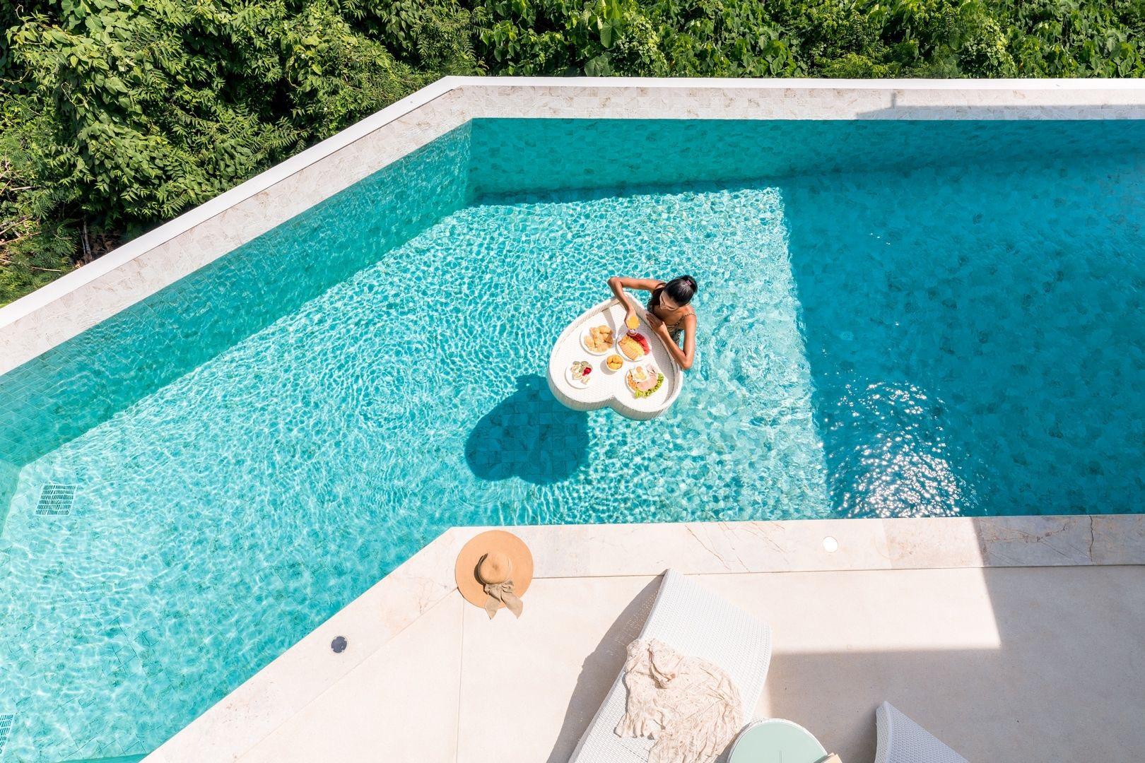 The Wave 2 - Urbane 5 Bedroom Seaview Pool Villa in Chaweng Noi for sale