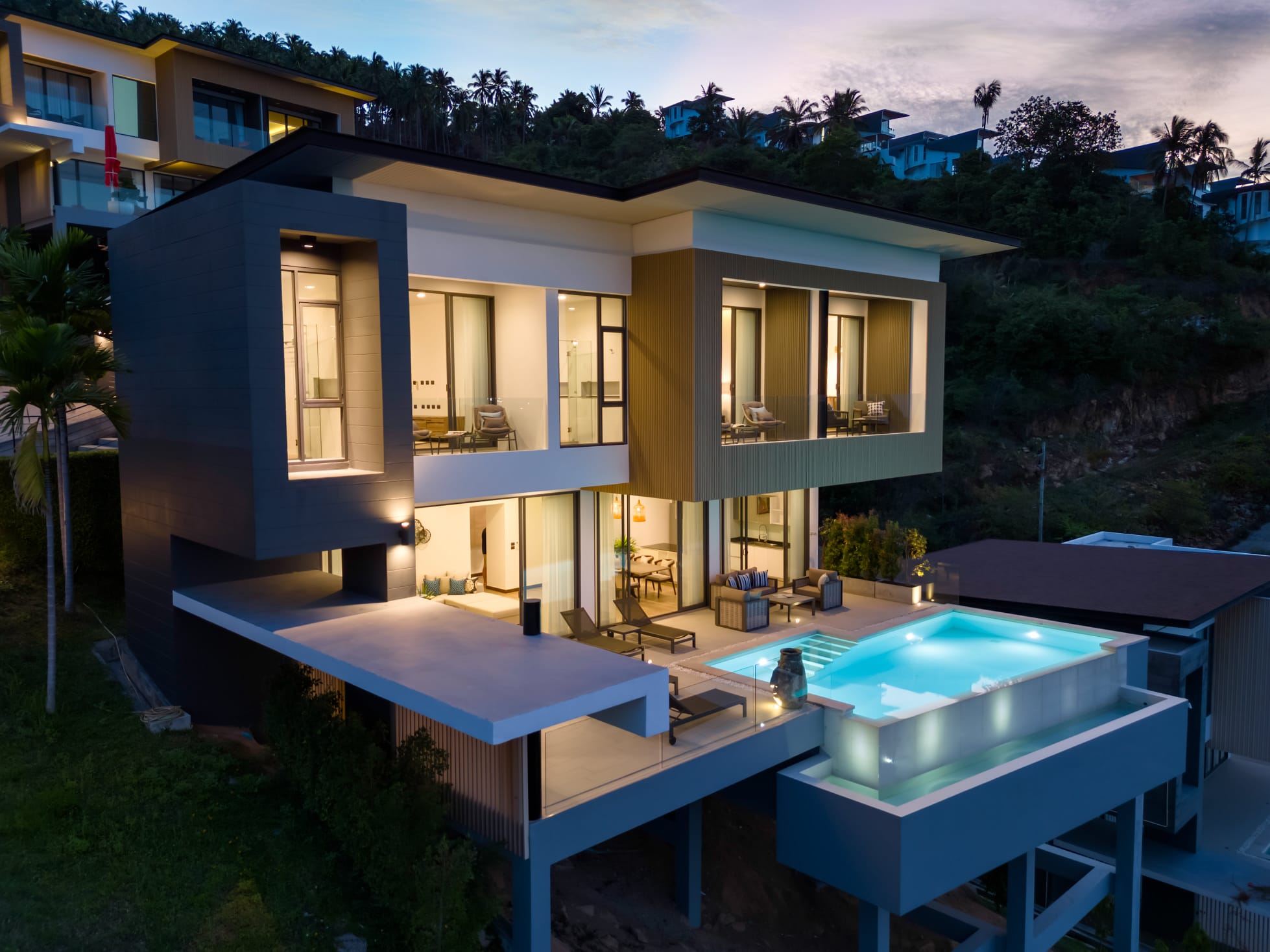 Verano Residence - Quality 3 Bedroom Seaview Pool Villa in Chaweng Noi for Sale