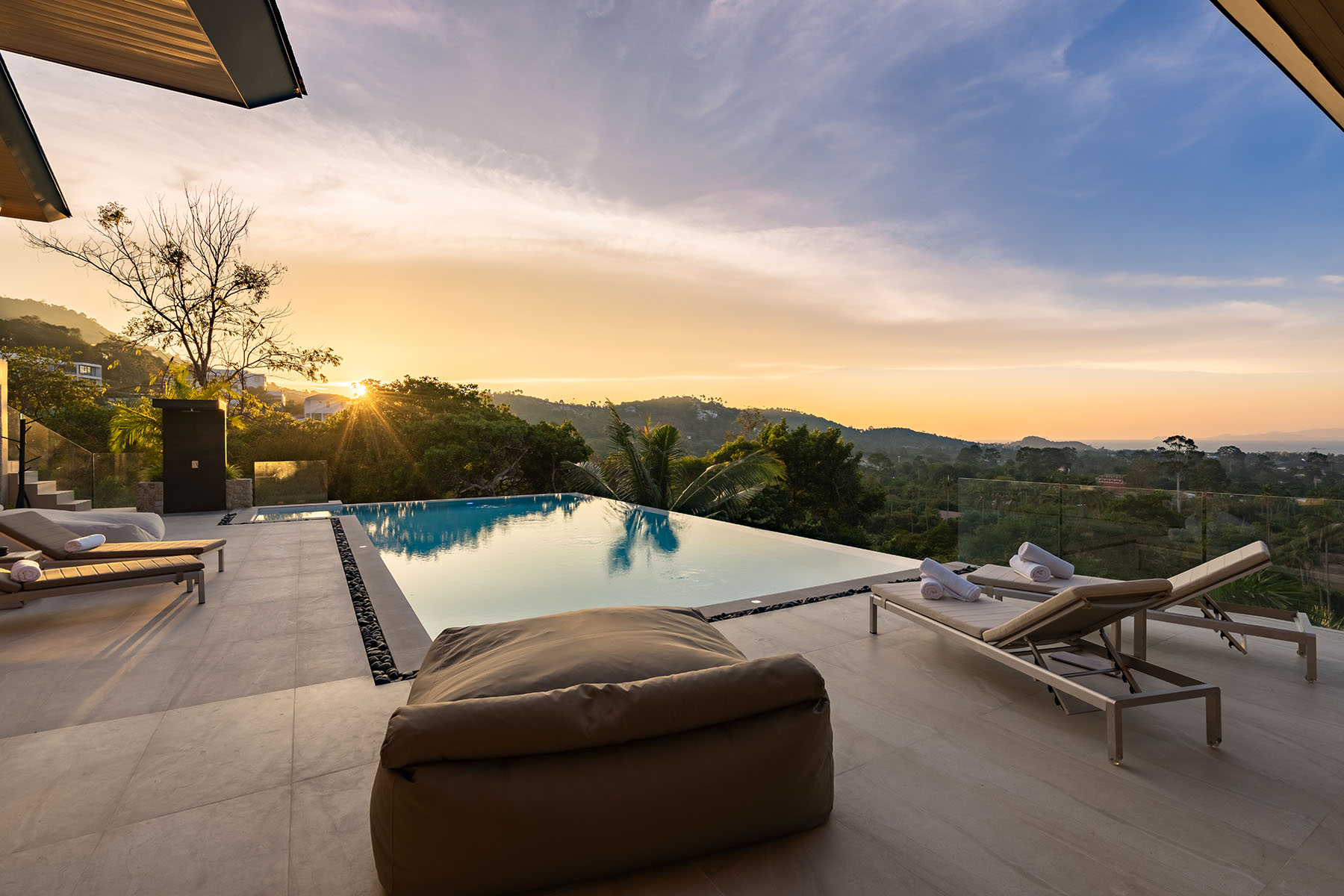 (SOLD) Villa Kelapa – Exquisite 4 Bedroom Seaview Pool Villa in Bophut for sale