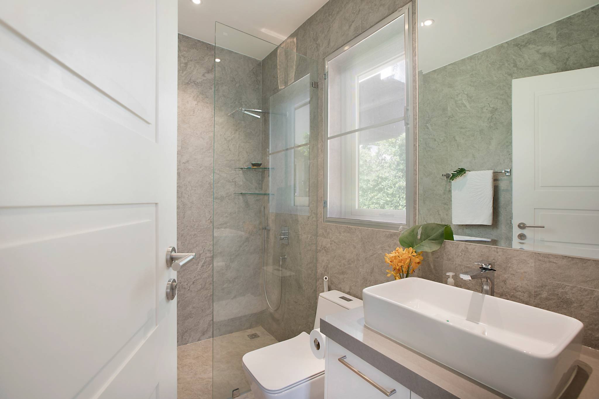 Villa BB8 - Spacious 5 Bedroom Detached Seaview Pool Villa in Bayside Luxury Villa, Samrong Bay for sale