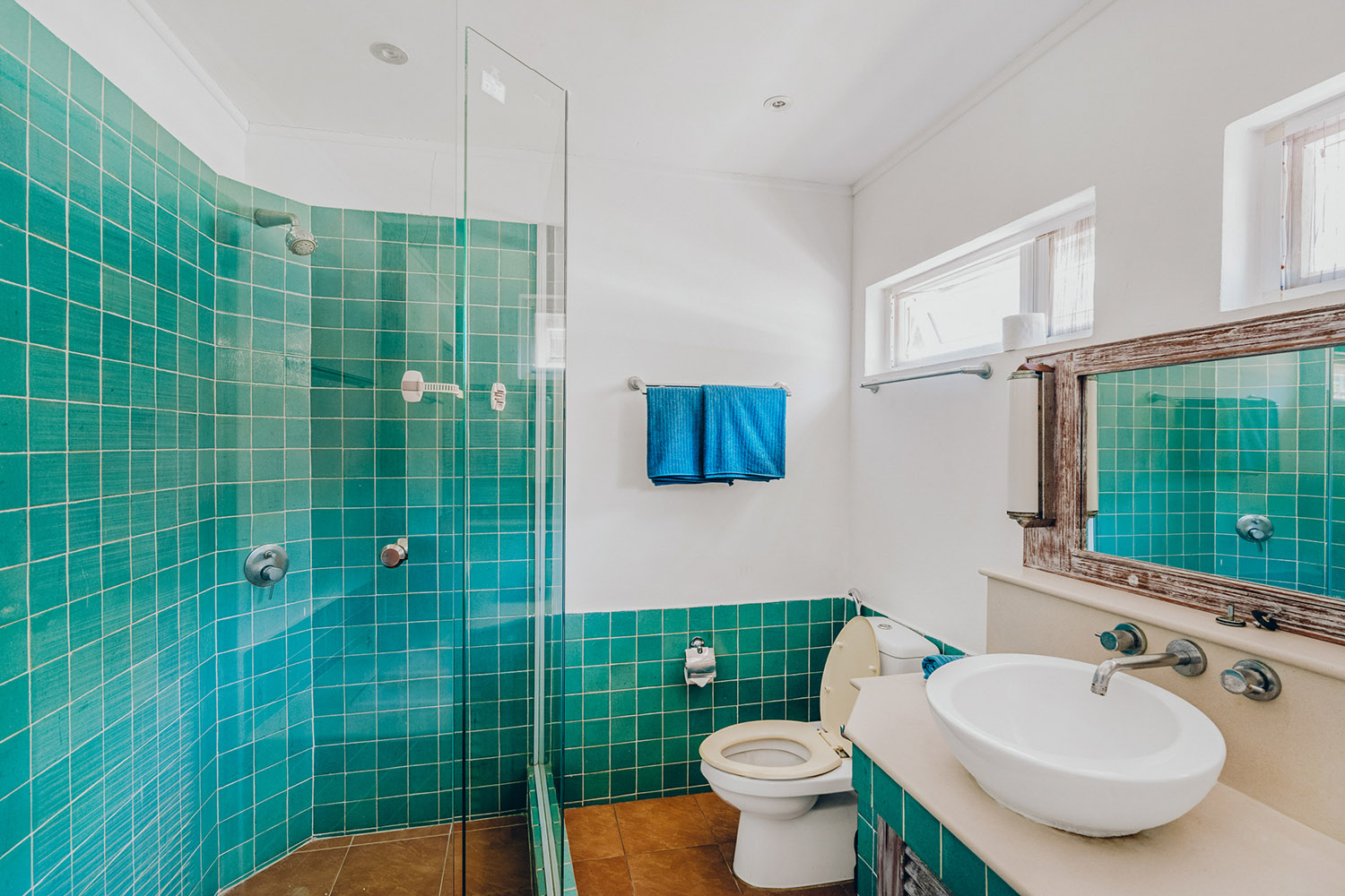 Tongson Beachfront Villa – 3 Bedroom Beachfront Villa in Tongson Bay for Sale