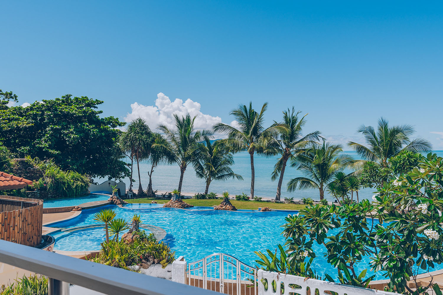 Tongson Beachfront Villa – 3 Bedroom Beachfront Villa in Tongson Bay for Sale