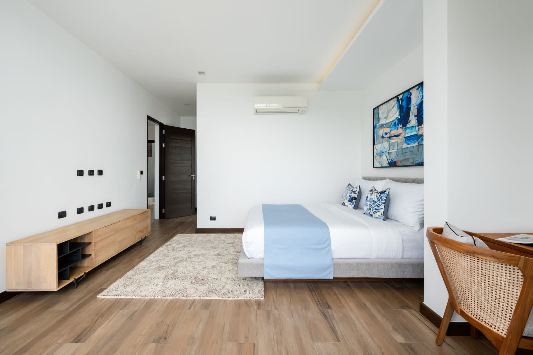 Verano Residence - Quality 3 Bedroom Seaview Pool Villa in Chaweng Noi for Sale