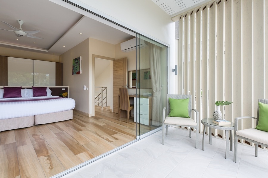 Villa Mojito – Beachside 5 Bedroom Pool Villa in Ban Tai for sale