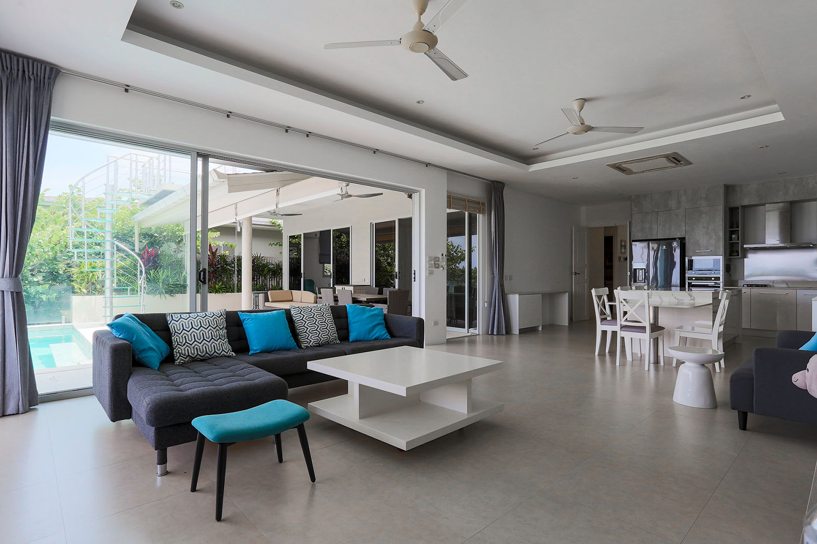 Bayside BB3 – Beachside 5 Bedroom Seaview Pool Villa in Samrong Bay for sale: Bayside BB3 – Beachside 5 Bedroom Seaview Pool Villa in Samrong Bay for sale