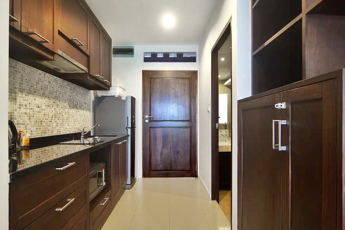 (SOLD) Emerald Condominium – Studio Unit Beachside Condo in Plai Laem for sale