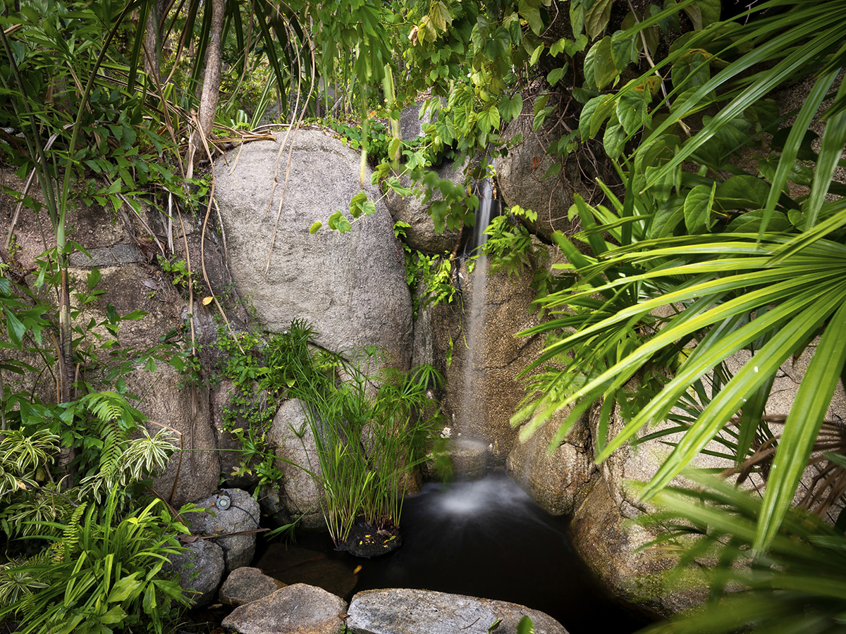 Villa Sila Varee – Remarkable 5 Bedroom Seaview Villa in Laem Set for sale