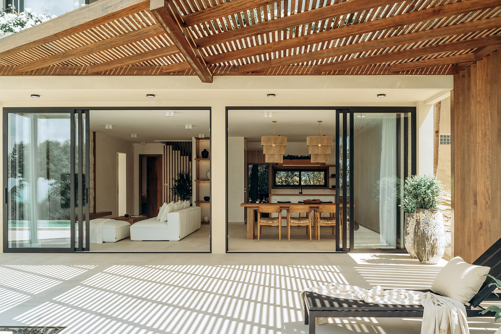 Istani Villas – Award Winning Mediterranean 4+1 Bedroom Seaview Villa in Chaweng 