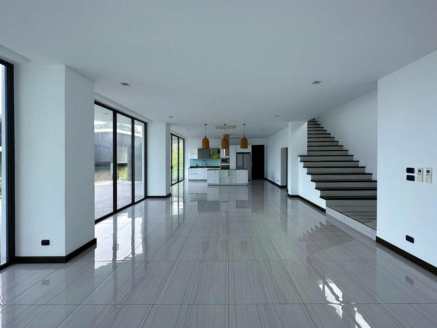 Verano Residence - Quality 4+1 Bedroom Seaview Pool Villa in Chaweng Noi for Sale