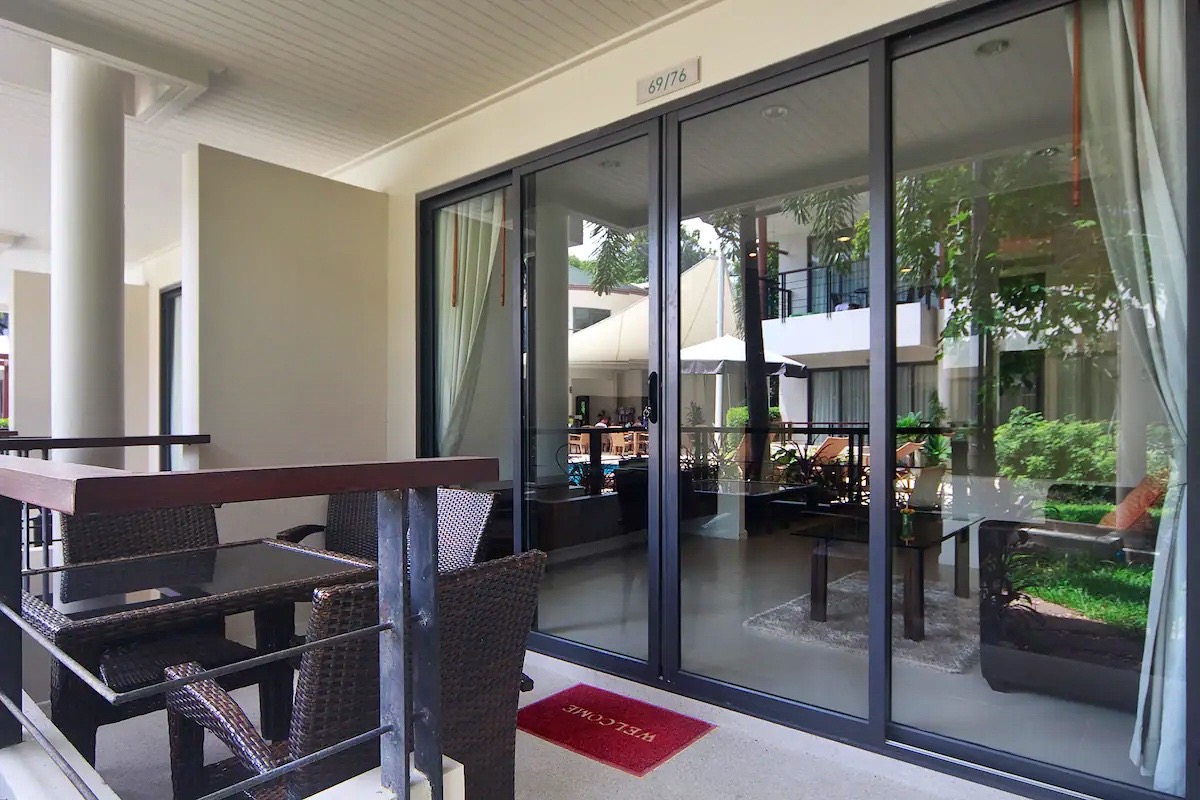 (SOLD) Emerald Condominium – Studio Unit Beachside Condo in Plai Laem for sale