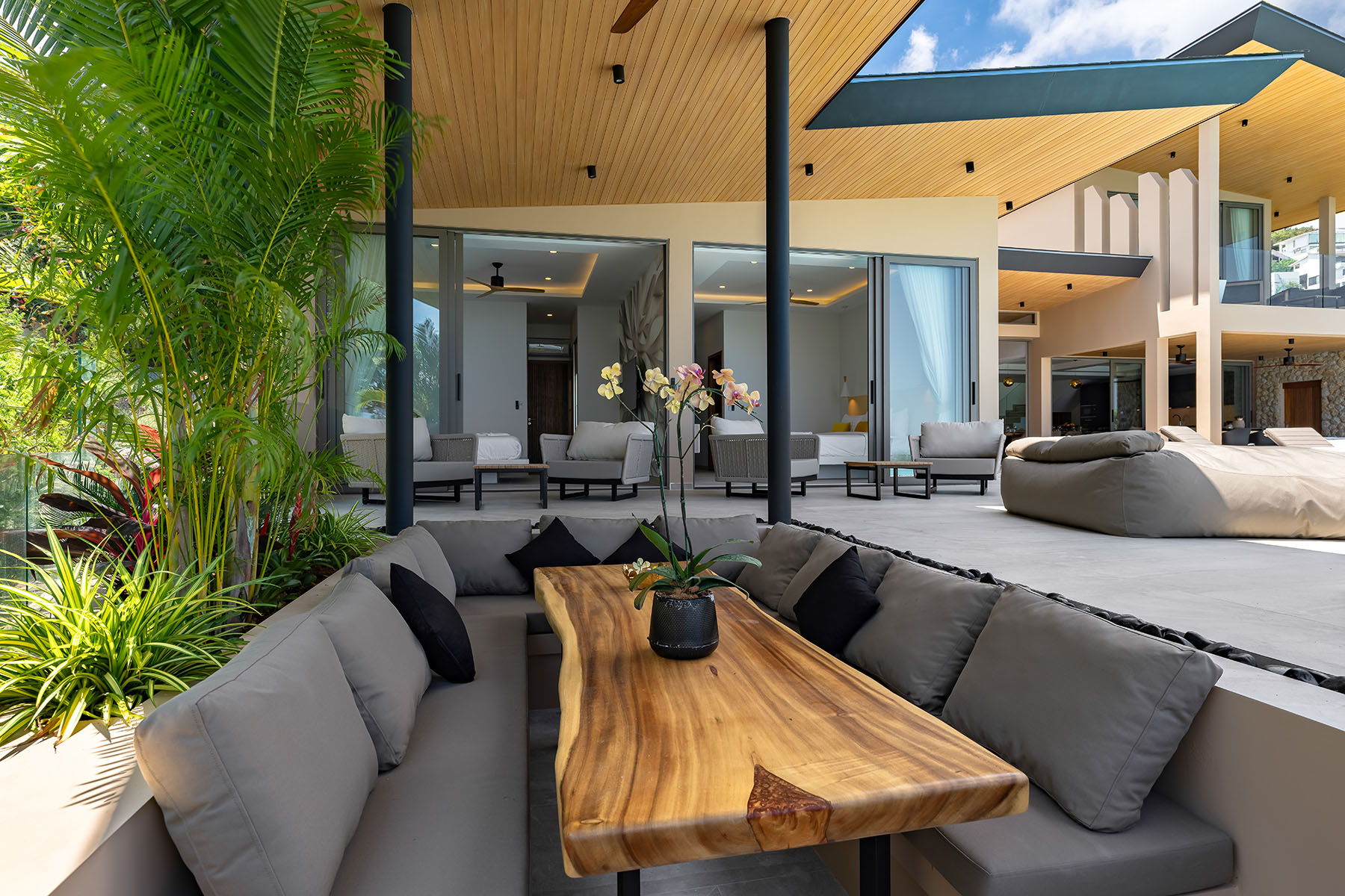 (SOLD) Villa Kelapa – Exquisite 4 Bedroom Seaview Pool Villa in Bophut for sale