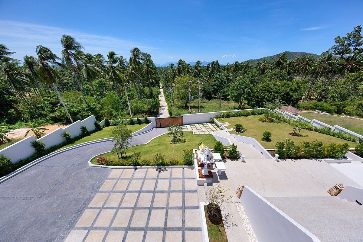 (SOLD) Villa White Lotus - Luxury 7 bedroom Seaview Villa in Maenam for sale