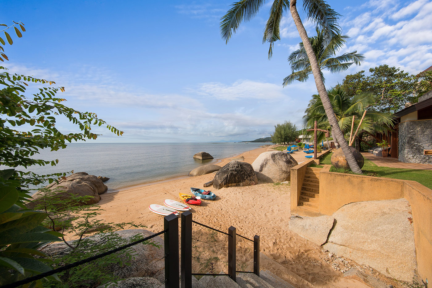 Unique beachfront villa Baan Hinta 