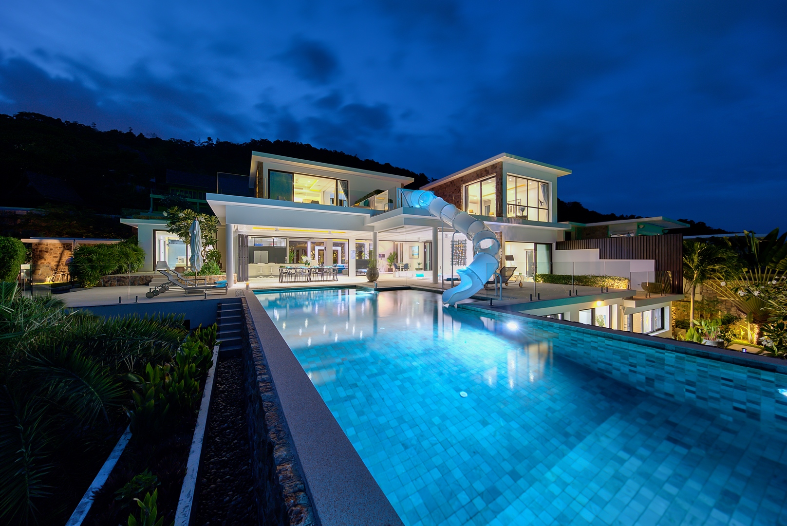 Villa Turquoise – Luxury 4 Bedroom Seaview Villa in North Chaweng for sale