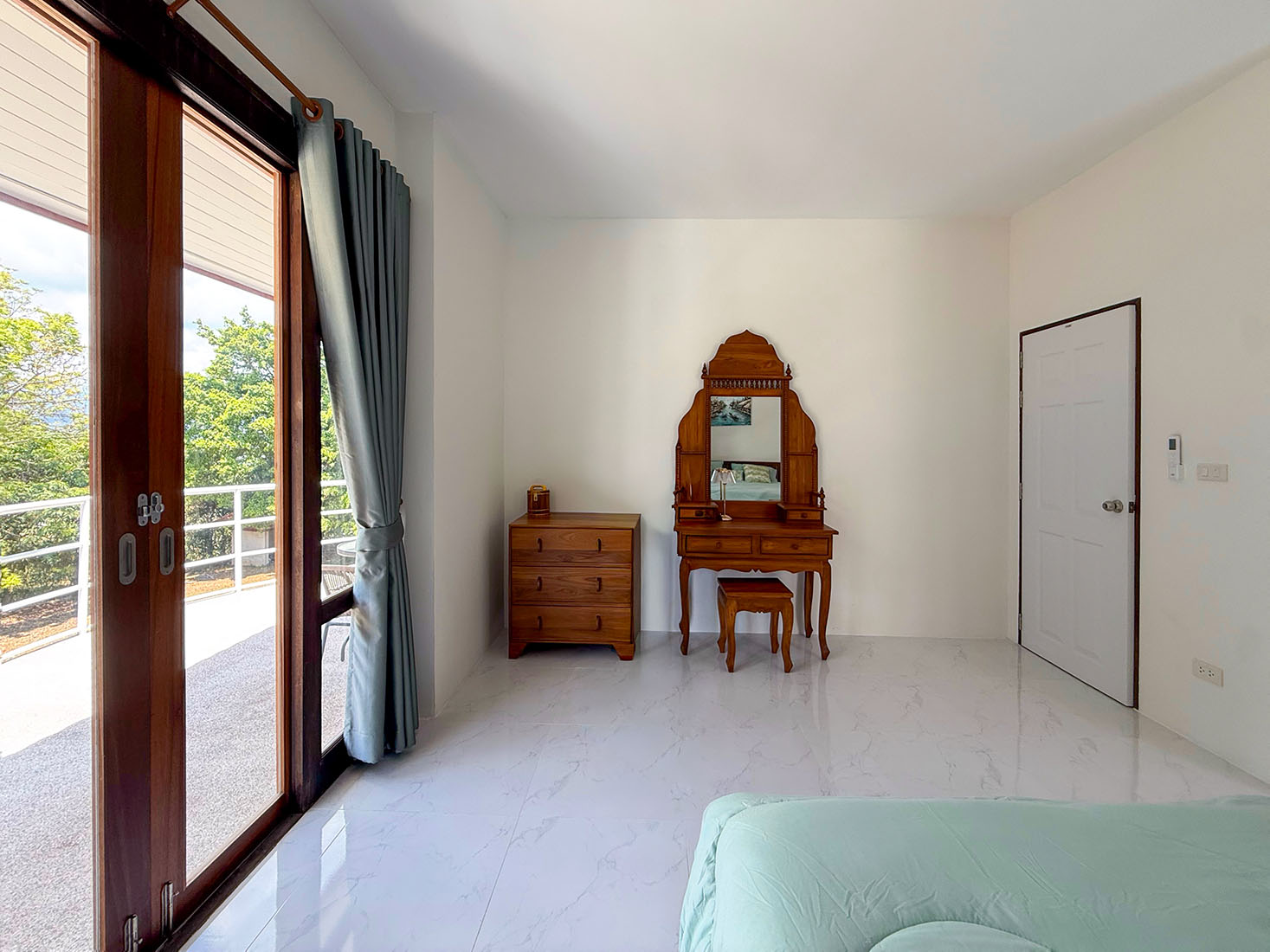 Newly Renovated Beachside 4 Bedroom Teak Pool Villa in Thongson Bay Villas for sale: Newly Renovated Beachside 4 Bedroom Teak Pool Villa in Thongson Bay Villas for sale