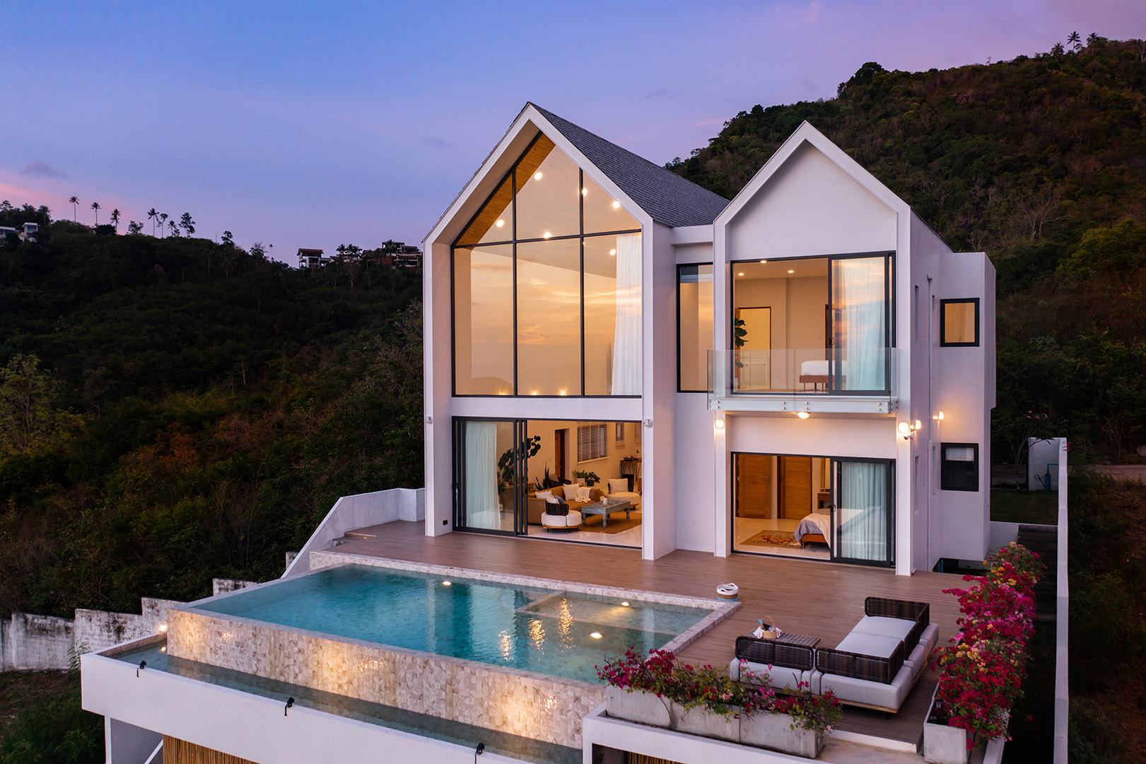 Villa Soma - Unique 3 Bedroom Seaview Pool Villa in Angthong for sale