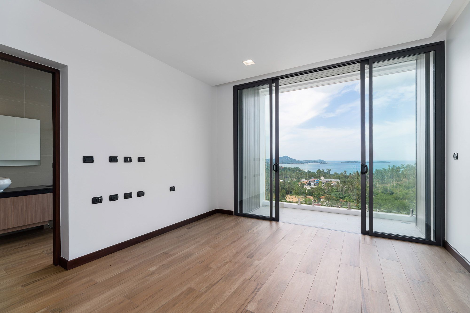 (SOLD) Verano Residence - 3 Bedroom Seaview Pool Villa in Chaweng Noi