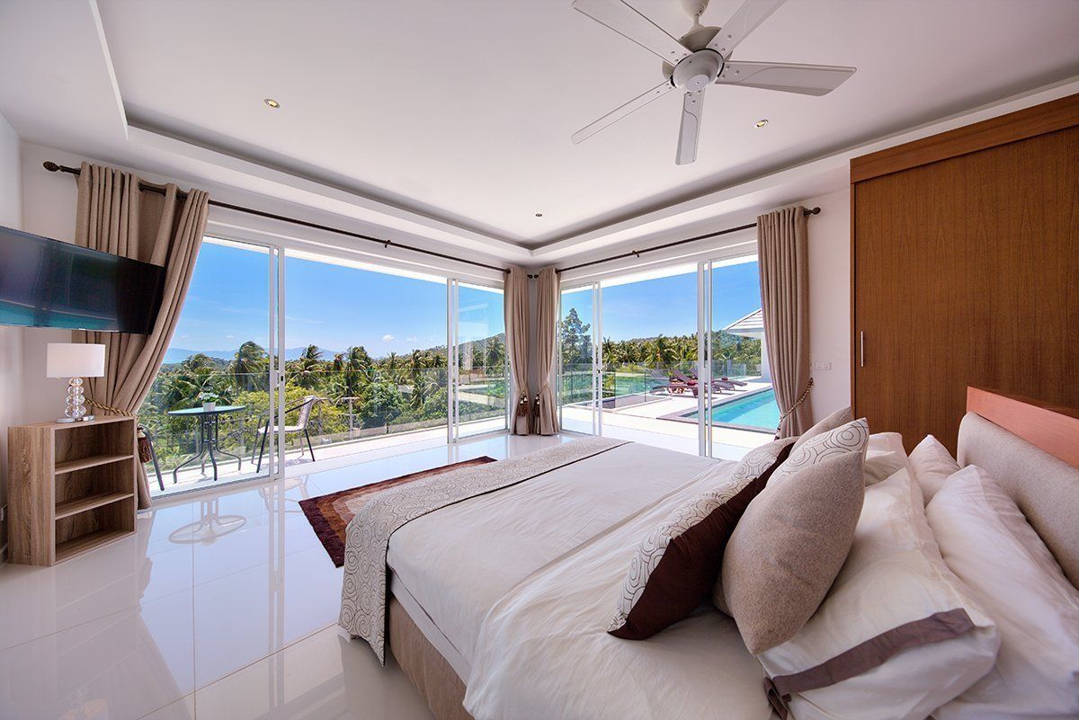 (SOLD) Villa White Lotus - Luxury 7 bedroom Seaview Villa in Maenam for sale