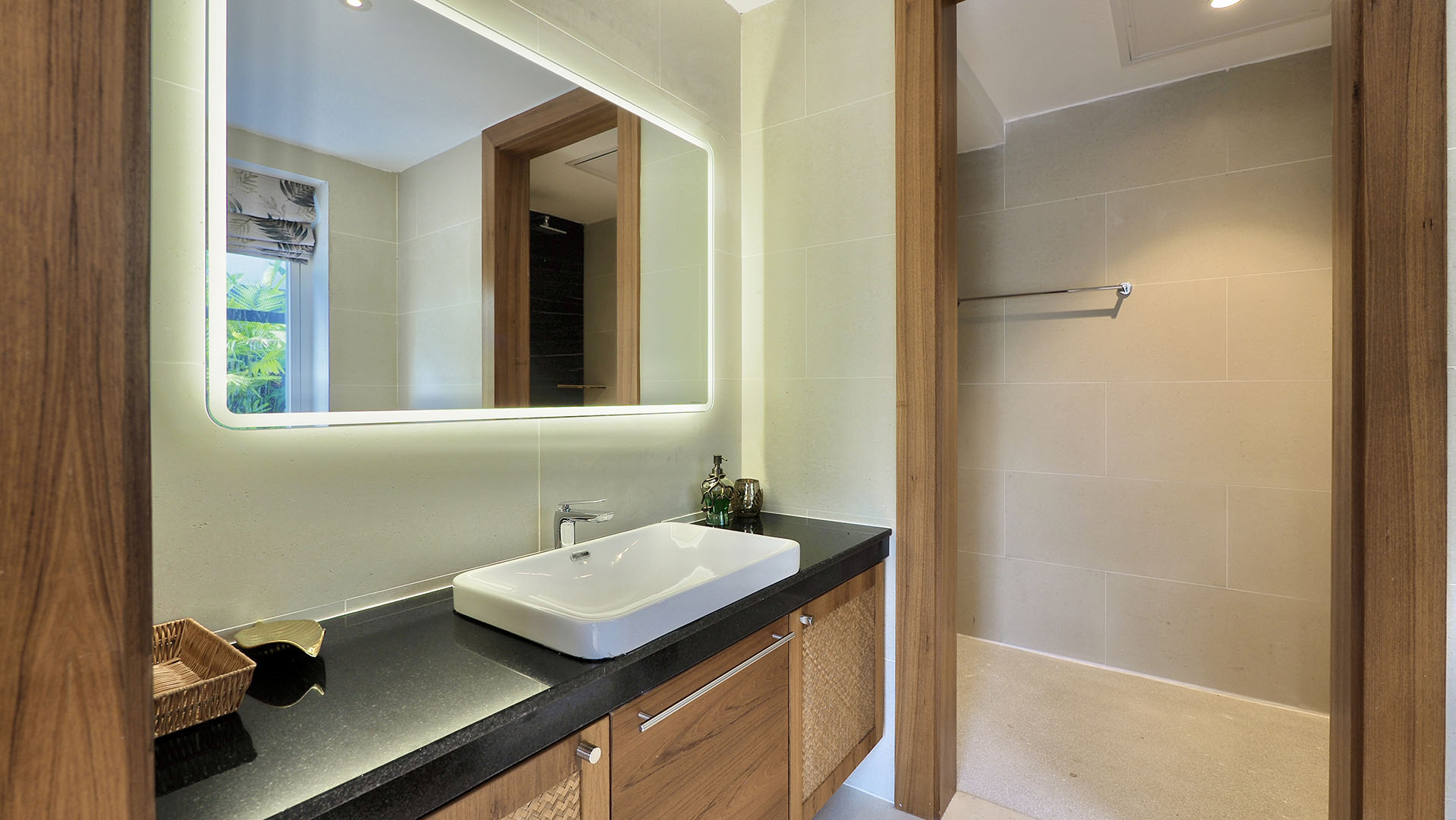 (PRICE REDUCED!) Darika Residence A3 - Deluxe 4 Bedroom Seaview Pool Villa in Bang Por for sale