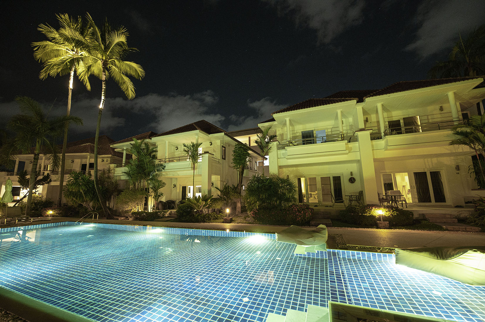Kalara Gardens – 2 Bedroom Townhouse with Communal Pool in Bangrak for sale: Kalara Gardens – 2 Bedroom Townhouse with Communal Pool in Bangrak for sale