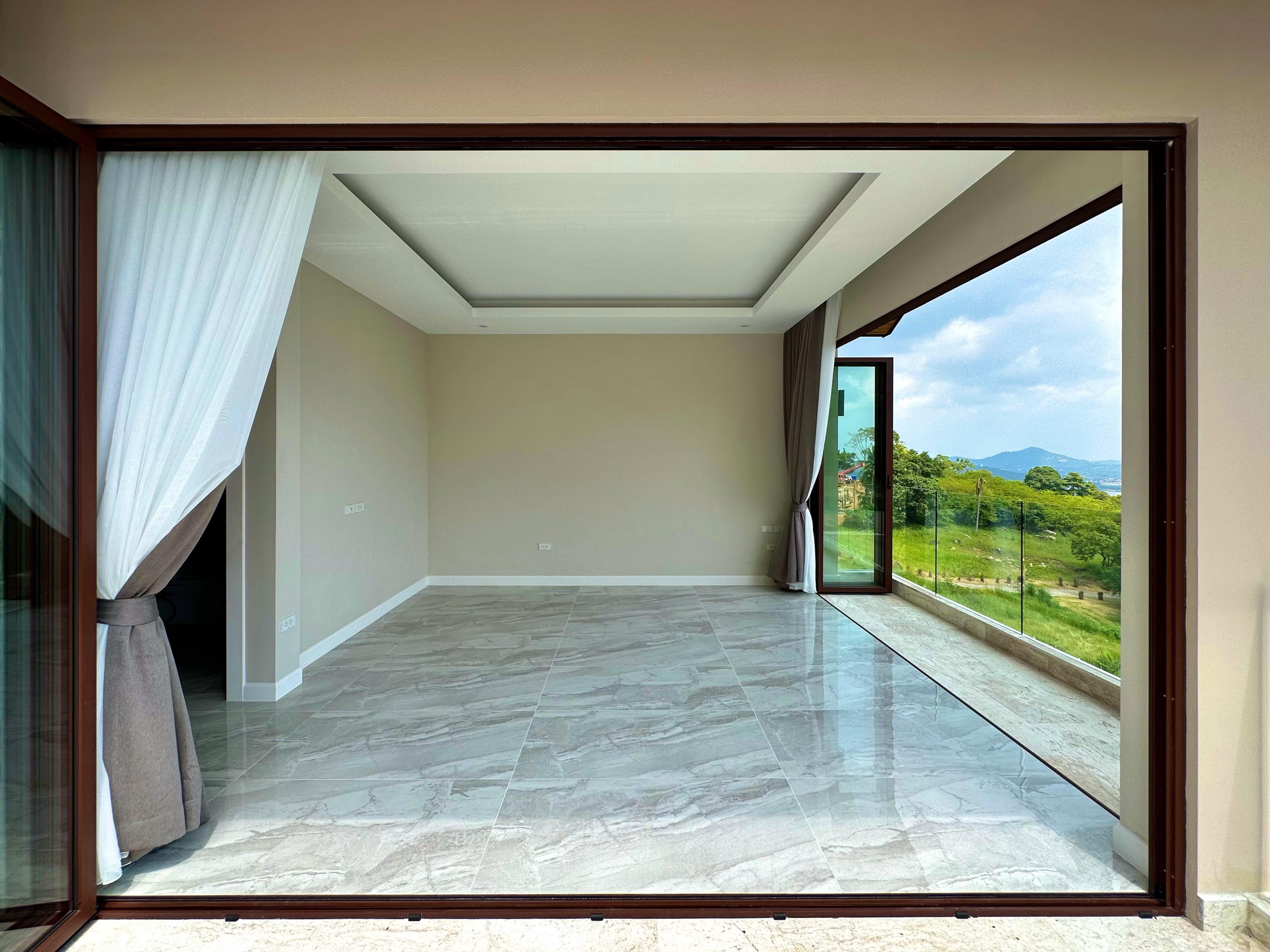 (SOLD) Villa Tujuh - Traditional Tropical 3 Bedroom Seaview Pool Villa in Chaweng Noi For Sale