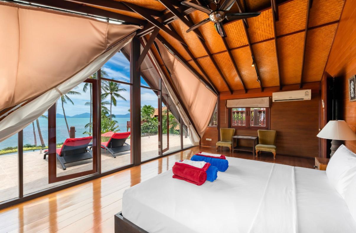 (PRICE REDUCED!) Villa Coconut Paradise – Authentic Teak 4 Bedroom Beachside Villa in Bang Por: Villa Coconut Paradise – Authentic Teak 4 Bedroom Beachside Villa in Bang Por