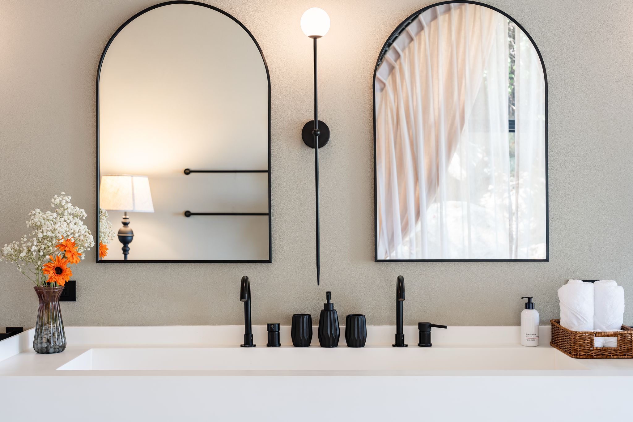 Villa Ladylagoon – Rare 8 Bedroom Beachfront villa in Laem Set for sale