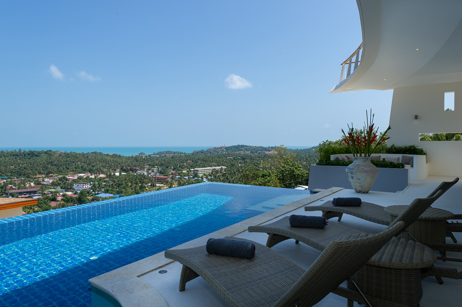 The Ridge Villa 7 – Beautiful 4 Bedroom Seaview Pool Villa in Plai Laem for sale