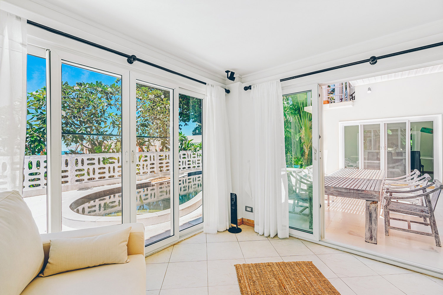 Tongson Beachfront Villa – 3 Bedroom Beachfront Villa in Tongson Bay for Sale