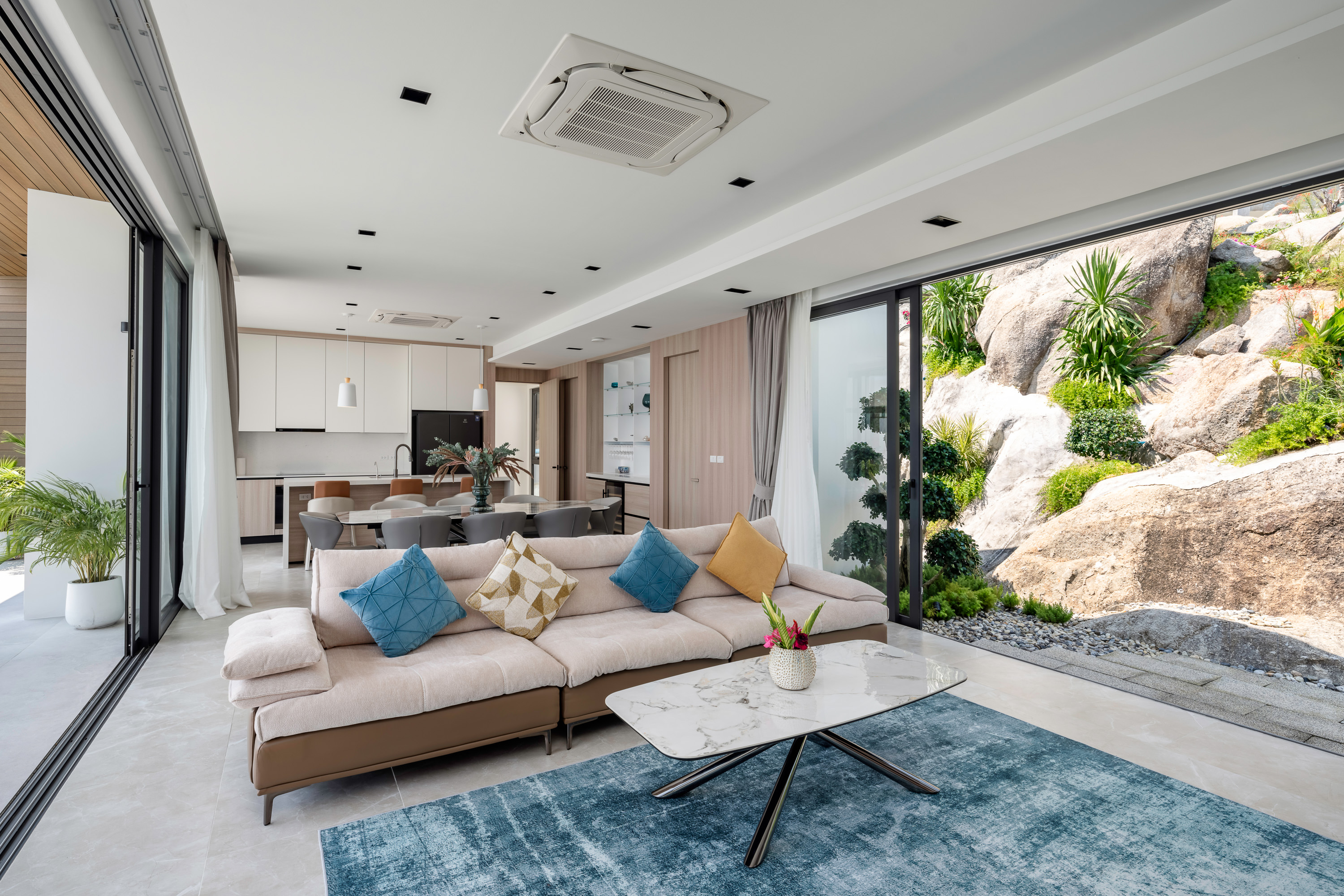 Villa Sea Stone - Masterpiece 3 Bedroom Seaview Pool Villa in Chaweng Noi: Villa Sea Stone — Masterpiece 3 Bedroom Seaview Pool Villa in Prestigious Chaweng Noi