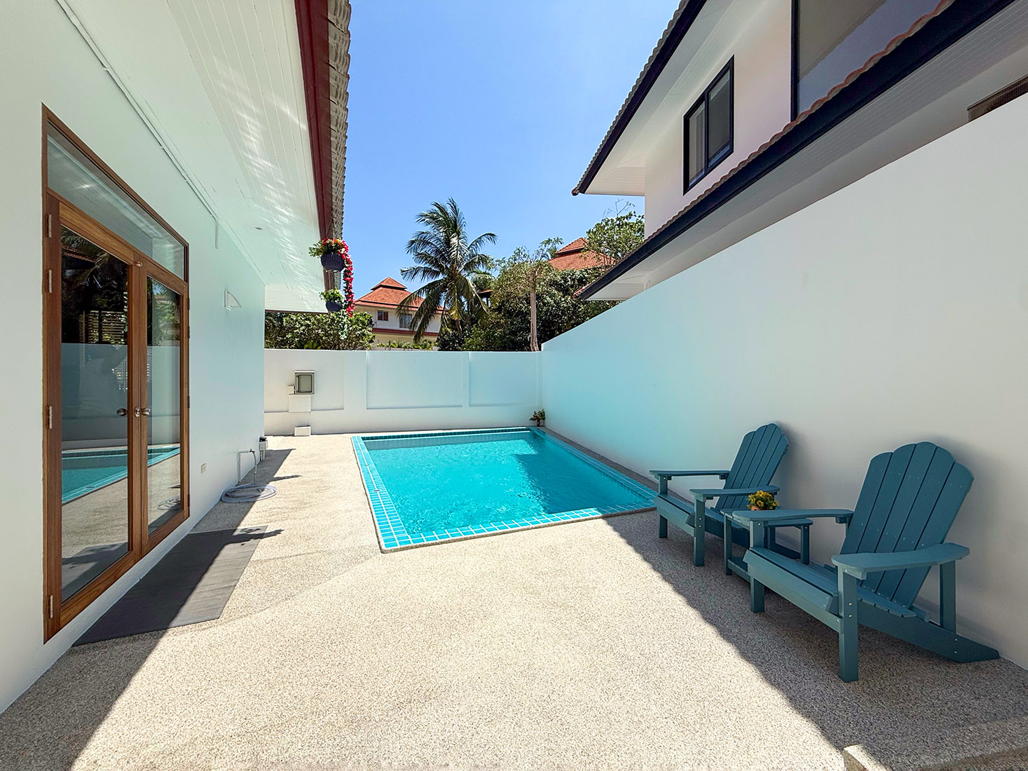 Newly Renovated Beachside 4 Bedroom Teak Pool Villa in Thongson Bay Villas for sale: Newly Renovated Beachside 4 Bedroom Teak Pool Villa in Thongson Bay Villas for sale
