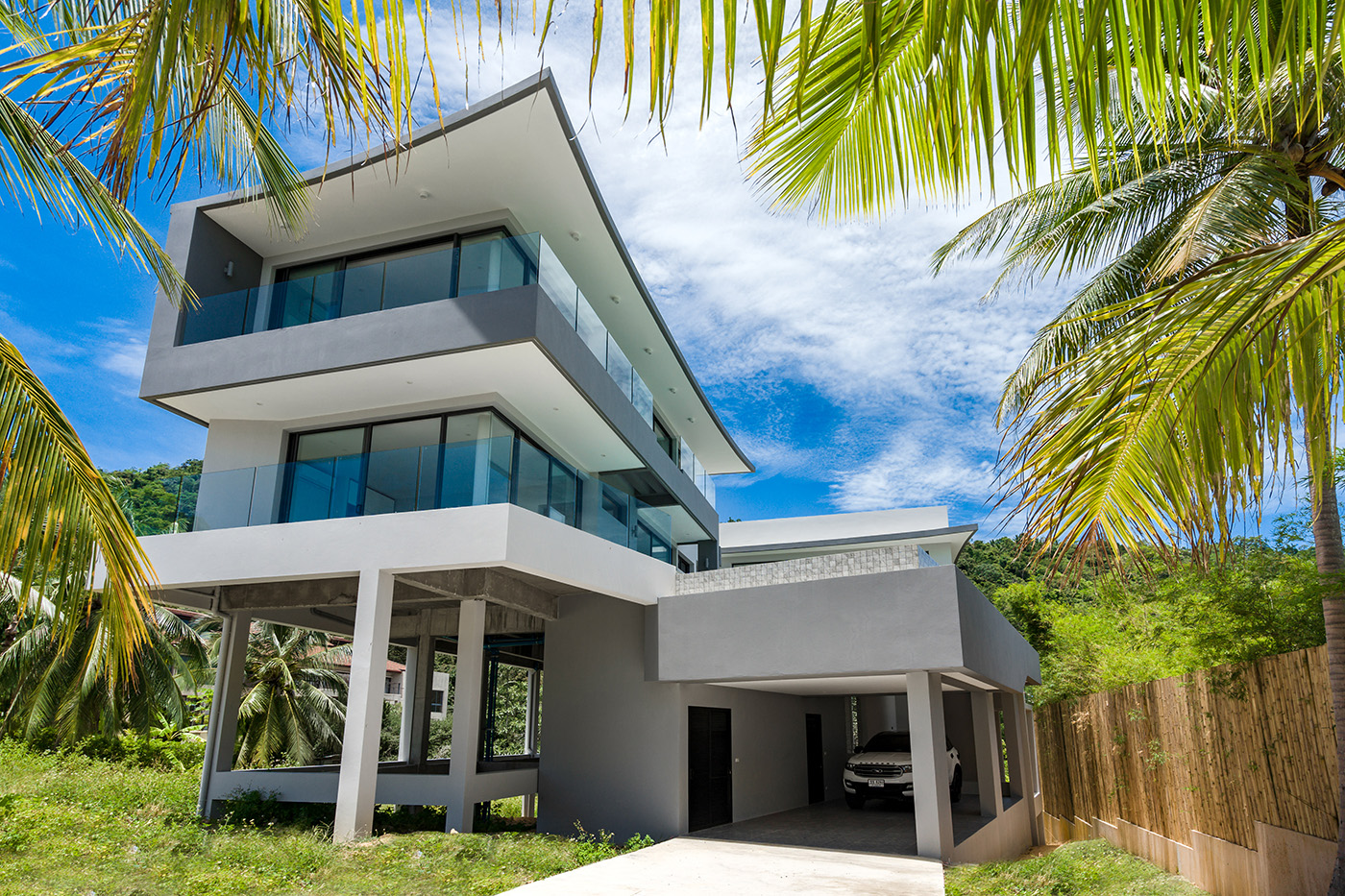 Spanking-New 4 Bedroom Seaview Pool Villa in Bang Por for sale