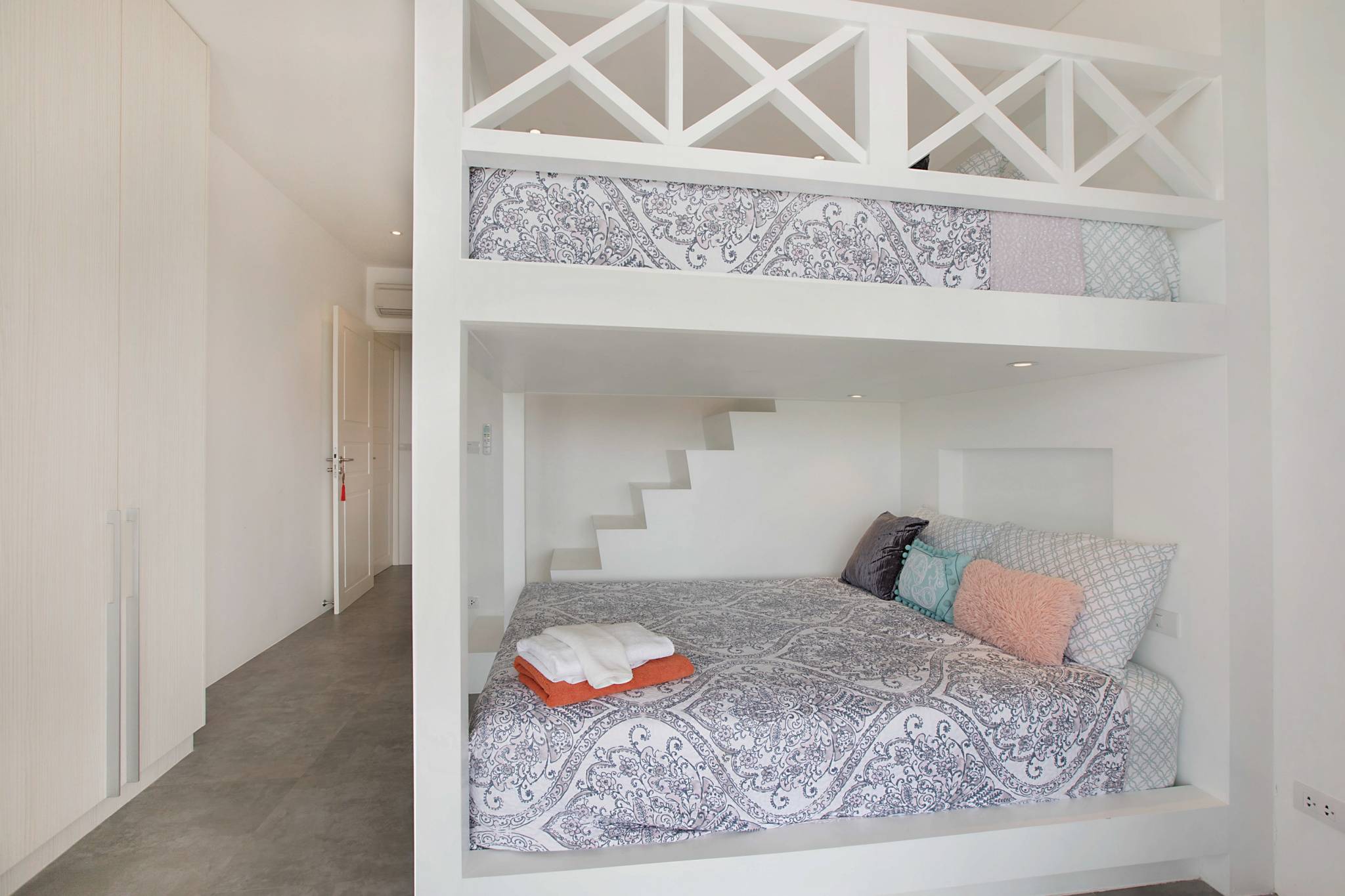 Villa BB8 - Spacious 5 Bedroom Detached Seaview Pool Villa in Bayside Luxury Villa, Samrong Bay for sale