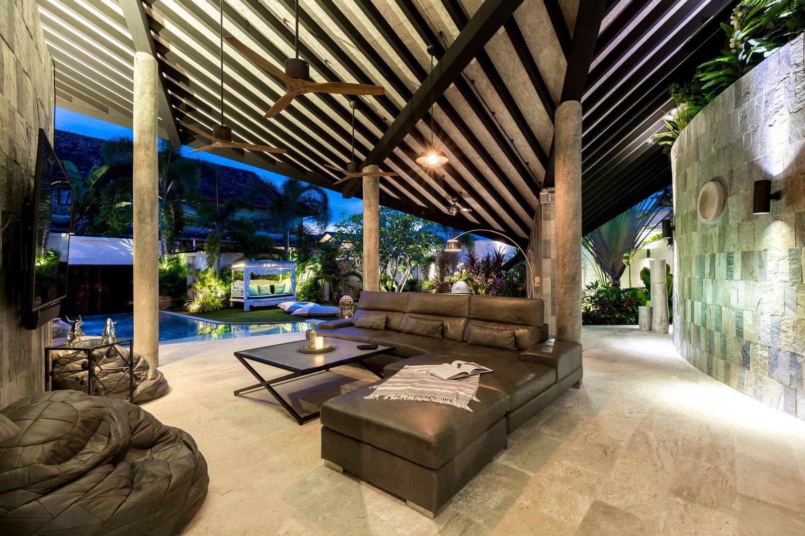 (SOLD) Villa Khwamrak – Unique and Spacious Villa for sale in Bophut