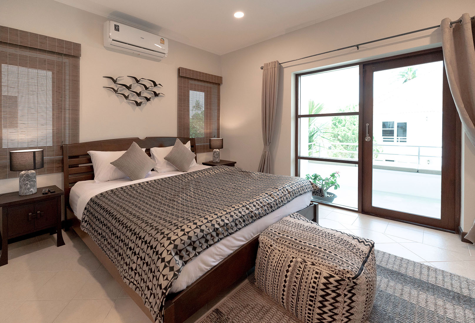 Kalara Gardens – 2 Bedroom Townhouse with Communal Pool in Bangrak for sale: Kalara Gardens – 2 Bedroom Townhouse with Communal Pool in Bangrak for sale