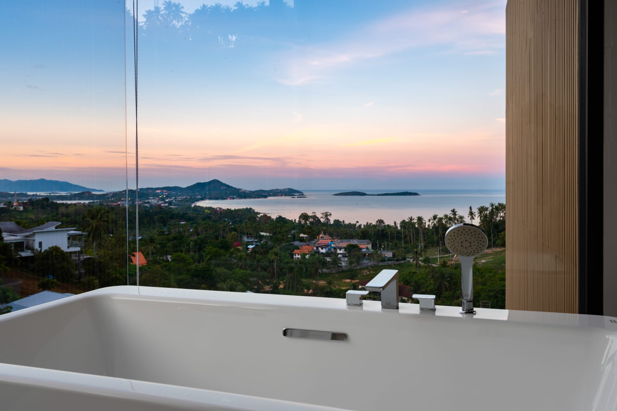 Verano Residence - Quality 3 Bedroom Seaview Pool Villa in Chaweng Noi for Sale